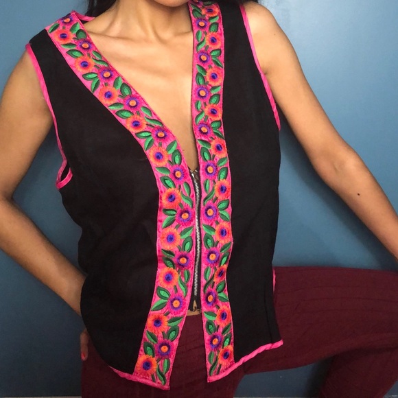 NWOT linen plunge vest - Picture 2 of 6